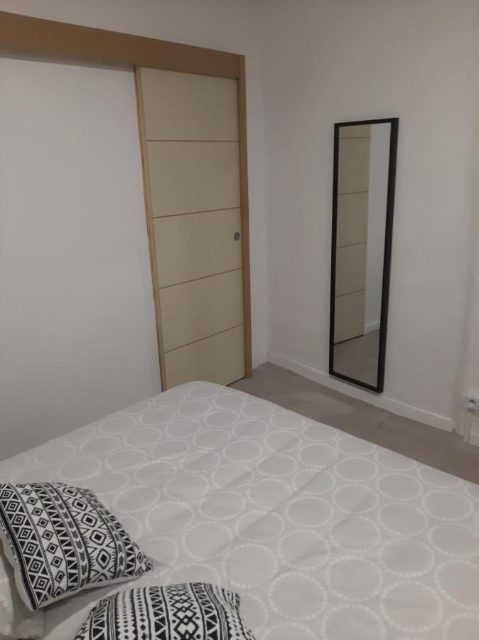 Le Logis Des Templiers Appartement Climatise Régusse Esterno foto